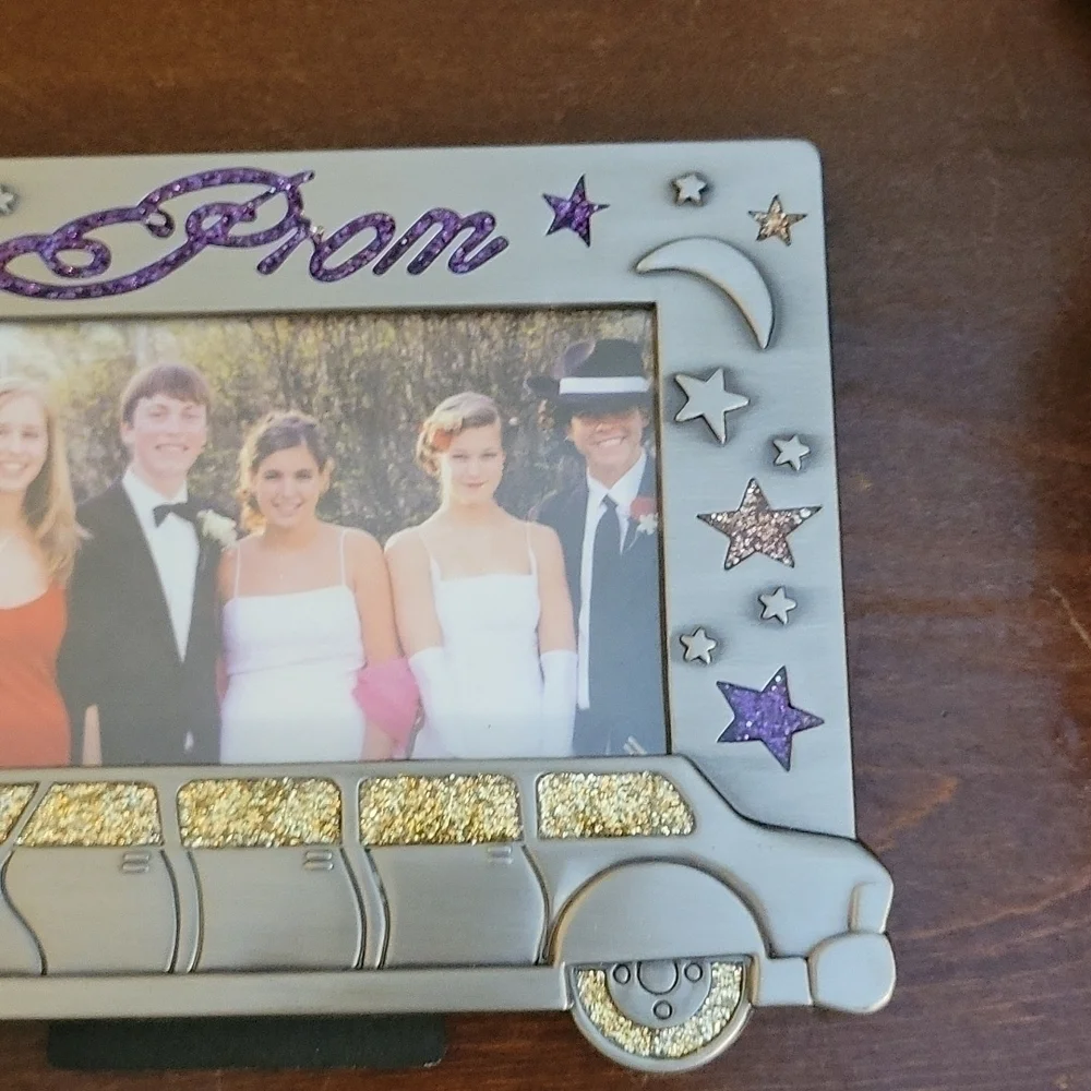 3/$30 Prom Limousine 4